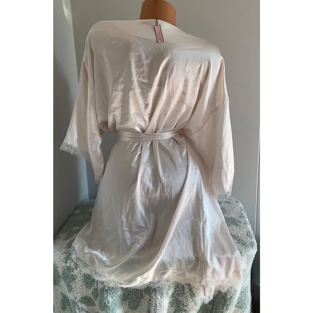 Victoria’s Secret Robe Bride Bridal Collection sz M/L Satin Champagne Embroidery